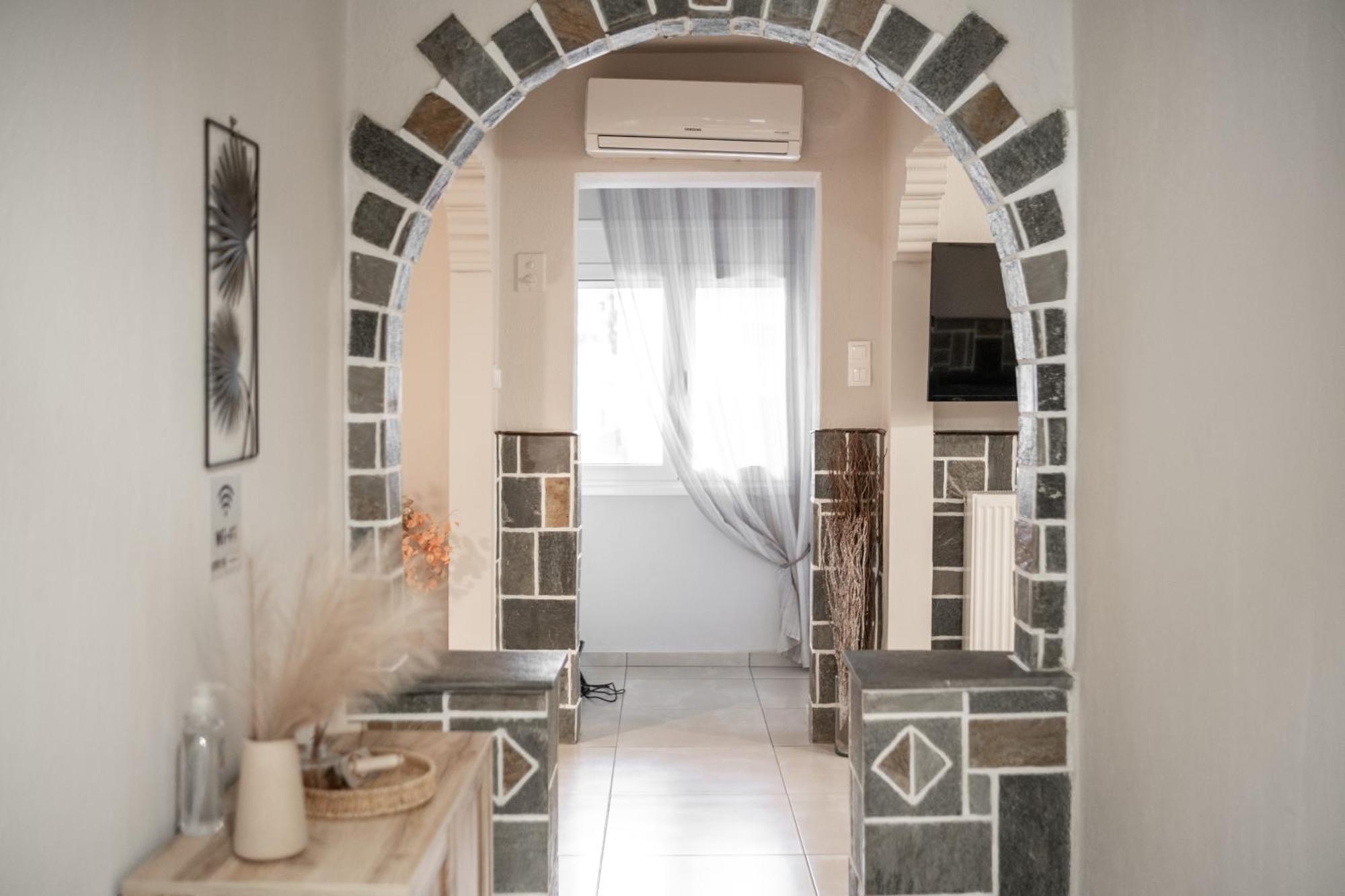 Chara'S Luxury Home Kalampáka Eksteriør bilde